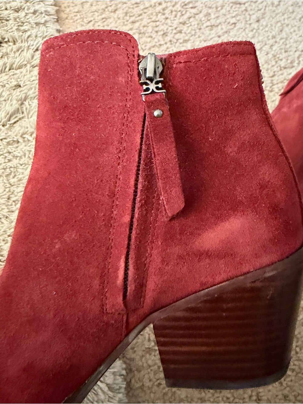 Sam Edelman Women's Red Suede Pointed-Toe Ankle Boots - Picture 4 of 8